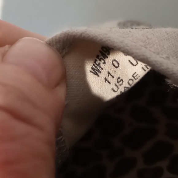 NWT - Keds - Pineapple - Canvas Slip on Sneaker/Loafer - Women's size 11 - Picture 8 of 14